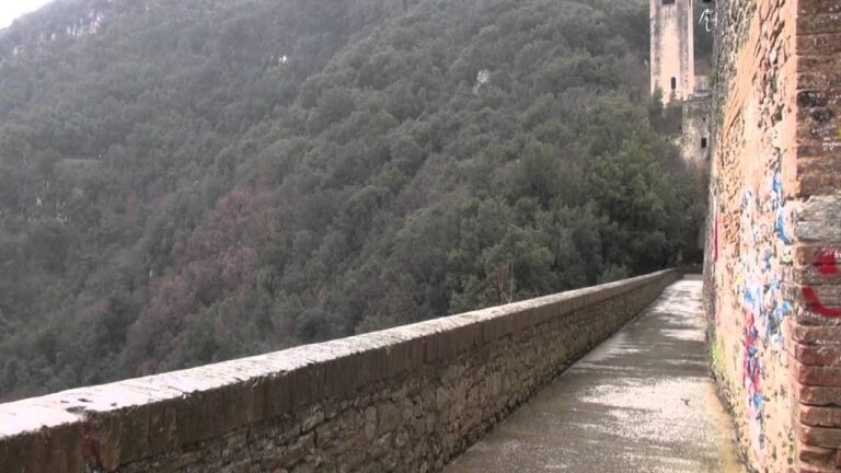 Inquietante fenomeno: il Ponte dei Suicidi in Italia